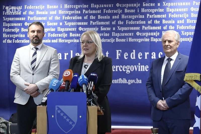 Više od milijun KM za adaptaciju i opremanje prostorija predsjednika i potpredsjednika FBiH